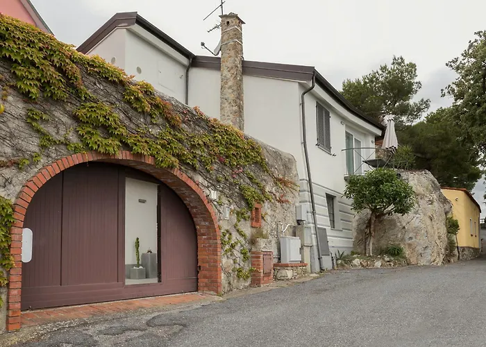 Le Onde Villa Andora